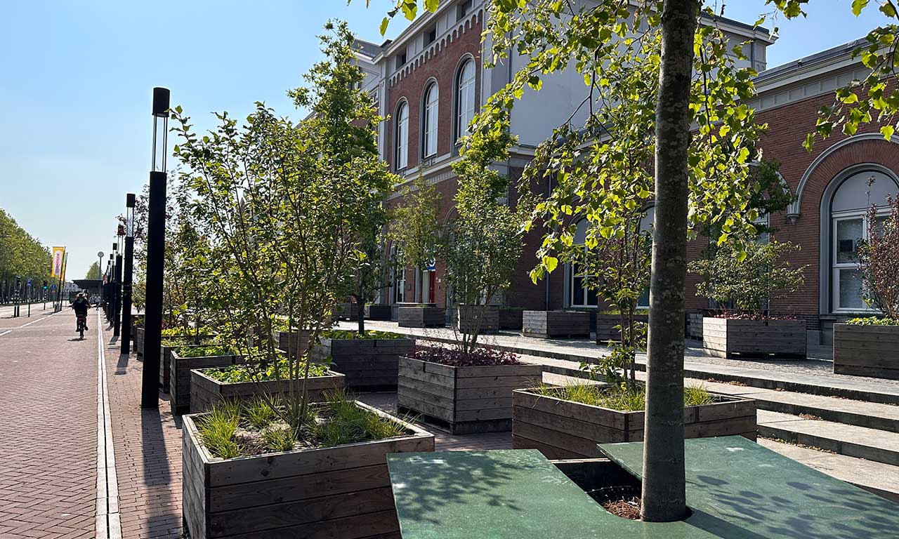 bewegend bos station